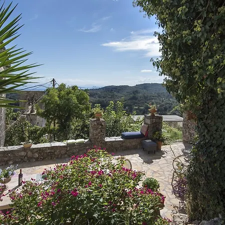 White Jasmine Kır Evi Áno Korakiána