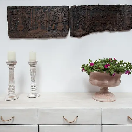 Gospodarstwo wiejskie White Jasmine